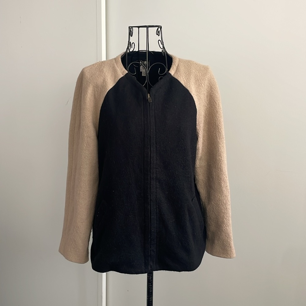Anthropologie Two-Tone Black and Beige Wool Blend Boxy Blazer